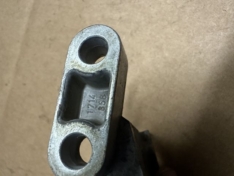 Halter OT Geber Kurbelwellensensor M20 1714858