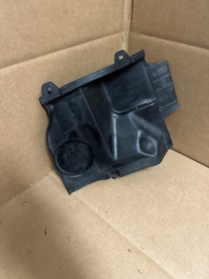 Scheinwerferabdeckung Fahrerseite 1965245 1965243 geschlossen