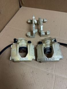 ATE Bremssättel + Träger für hinten 35/10 325i Bremssattel