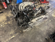 325ix Motor + Getriebe +kompltetter Antriebsstrang m20b25